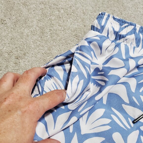 ALLFENIX Botanical Cabana Swim Trunks 5.5" Mesh Liner Powder Blue Men's Medium - Picture 3 of 13